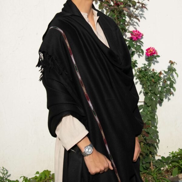 Swati Islampuri Woolen Shawl – Soft and Warm Classic Black with Vibrant Border